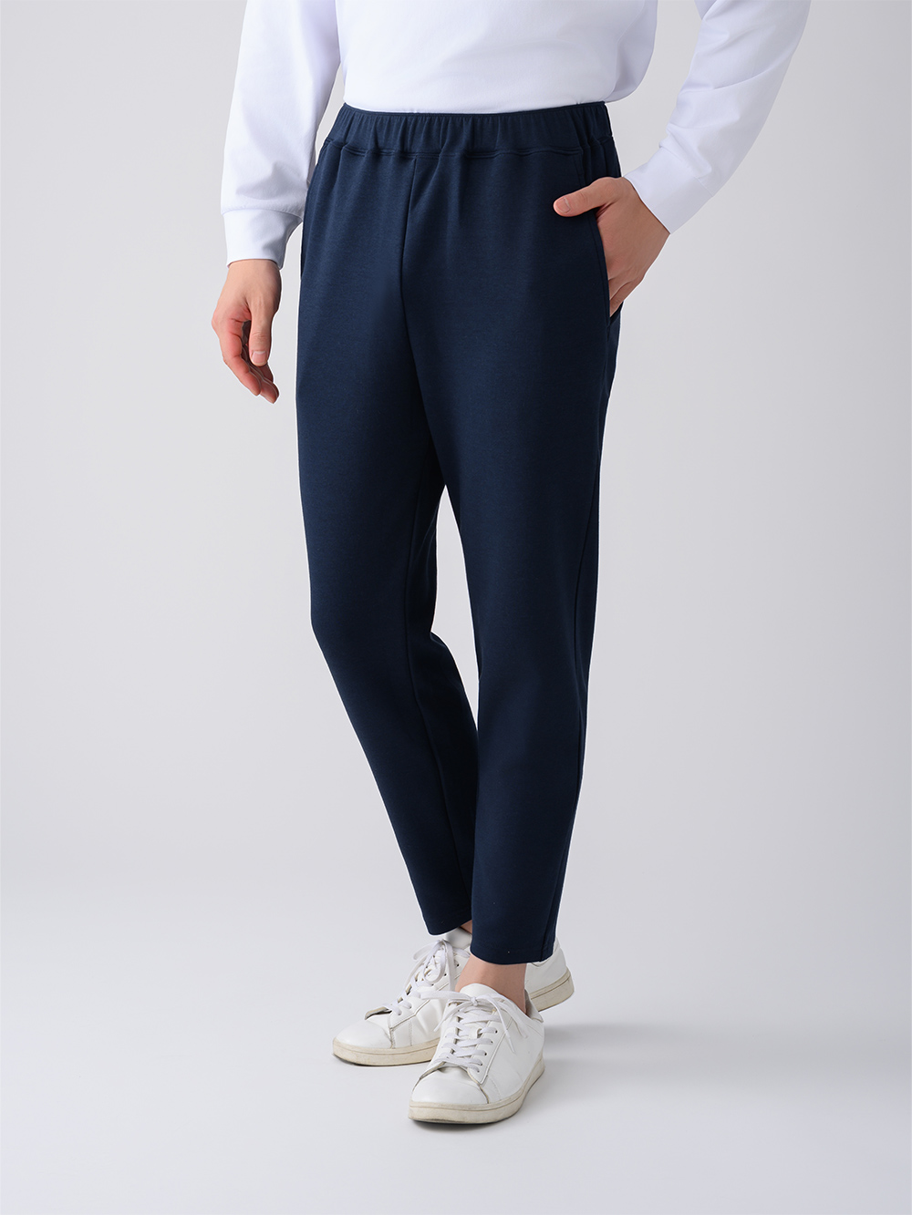 モデル:180cm / Lサイズ着用