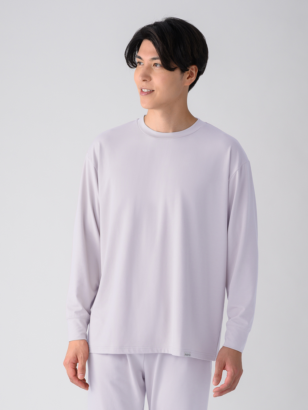 モデル:180cm / Lサイズ着用