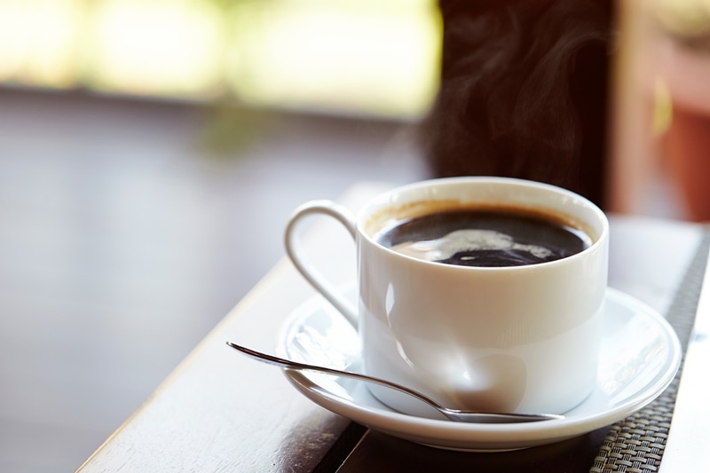 カフェインやアルコールを控える