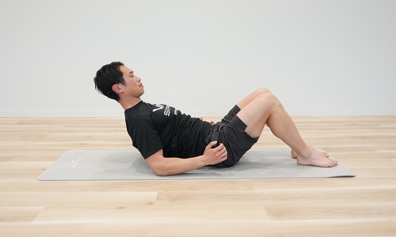 僧帽筋・広背筋を鍛えるトレーニング｜リバースエルボープッシュアップ